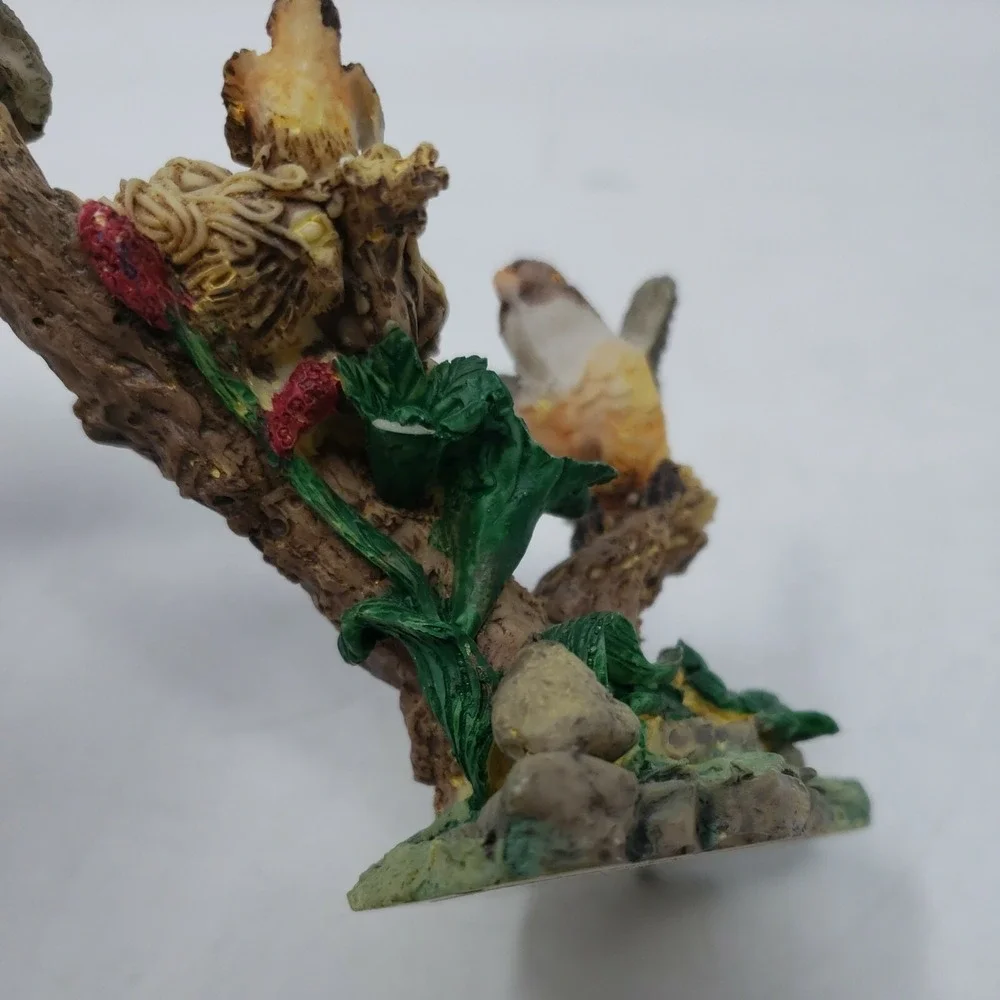 Virginia's Warbler Bird Figurine With‎ Babies In Nest On Branch China SKU#576595